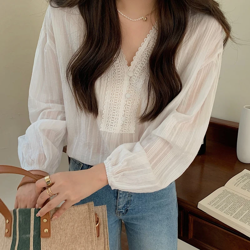 

Lace Patchwork Chiffon Women Tops V-Neck Loose Long Sleeve Blouses 2021 Fall Elegant Office Lady Korean Fashion Blouses Women