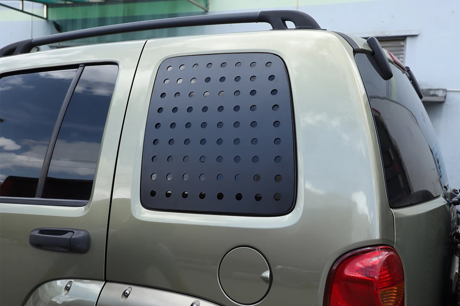 for Jeep Liberty 1999 2000 2001 2002 2003 2004 2005 2006 2007 Car Rear Door Triangle Glass Panel Decal Cover Accessories | Автомобили и