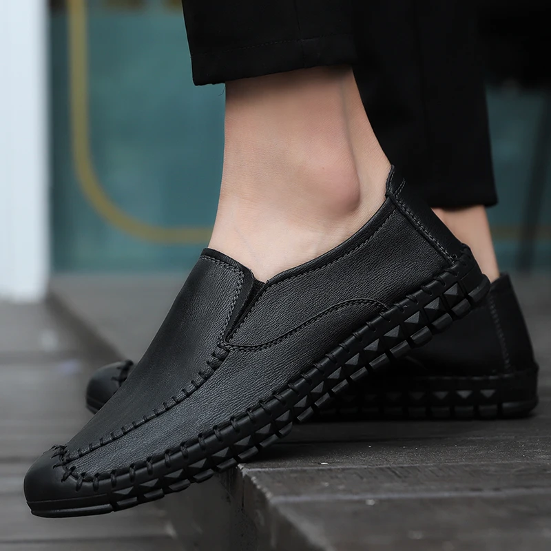 Туфли мужские кожаные брендовые модные повседневные удобные лоферы плоская