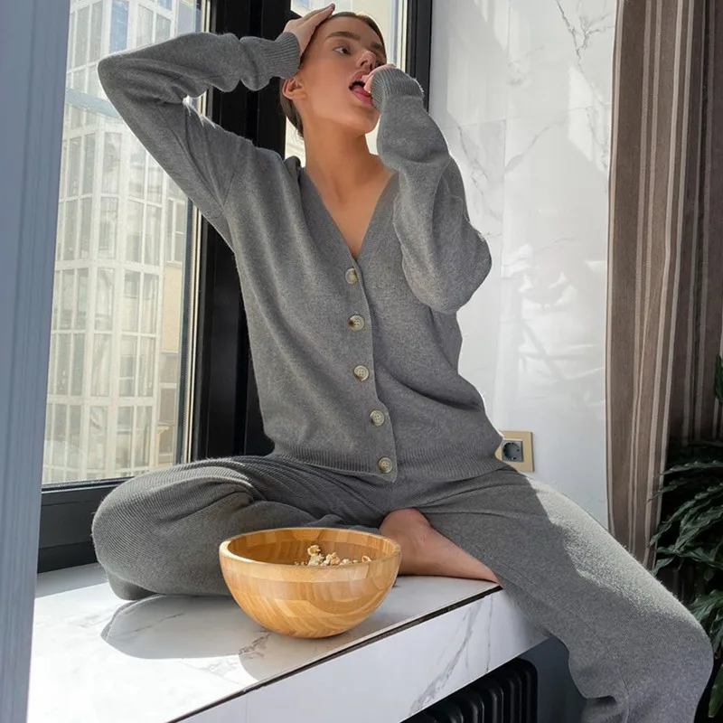 

Women Sweater Sets Suits 2021 Fashion Customes V Neck Cardigans + Long Pants Tracksuits for Autumn Winter Female Knitted Suit
