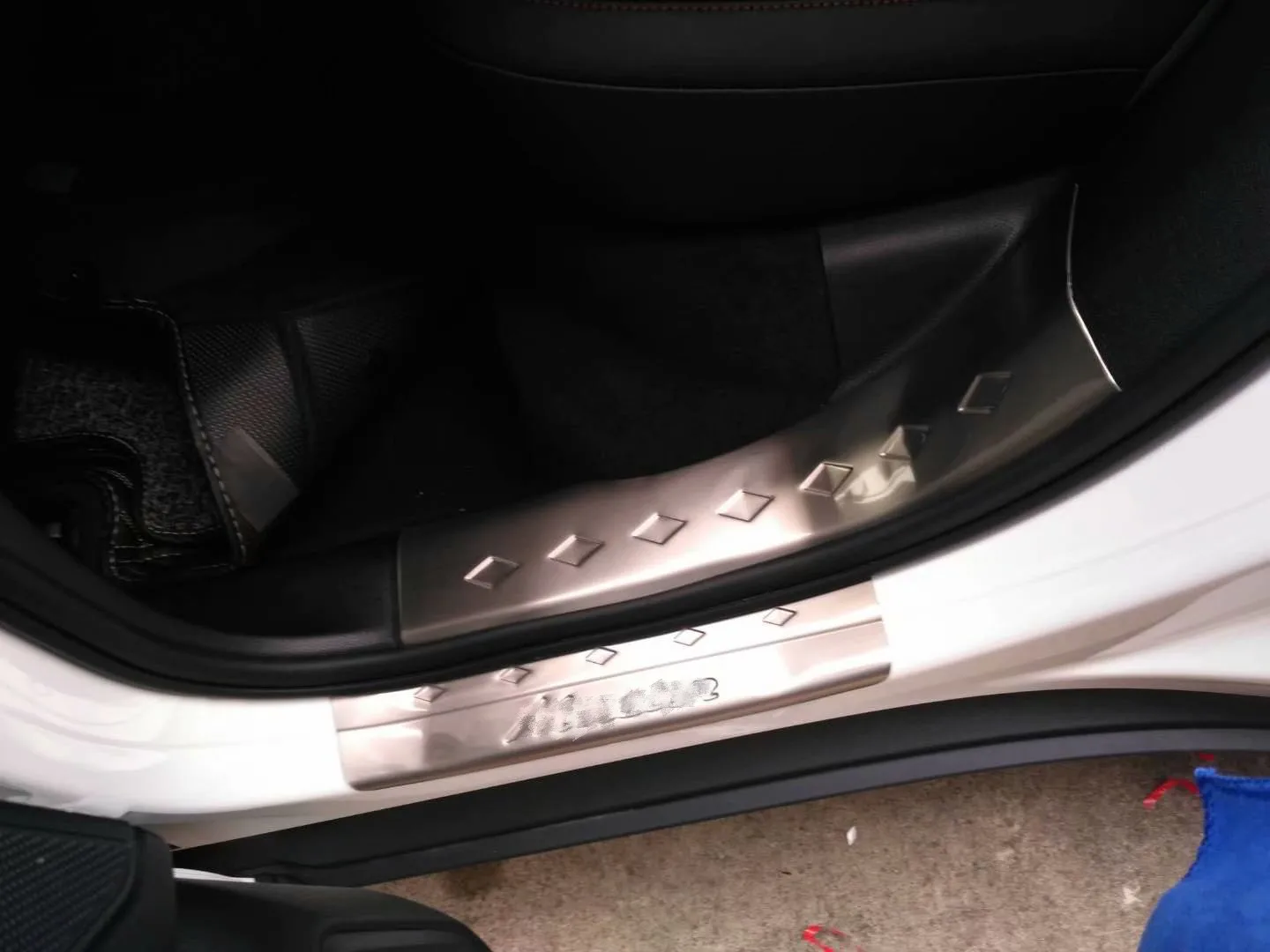 Автомобильный Стайлинг нержавеющая сталь Накладка для двери нижняя добро