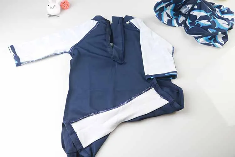 Baby Boy Swimwear 2018 Korean Infant Joint Quick-dry Warm-Keep Zipper One-Piece Shark Blue Swimsuit+Hat Newborn Bathing Suit |