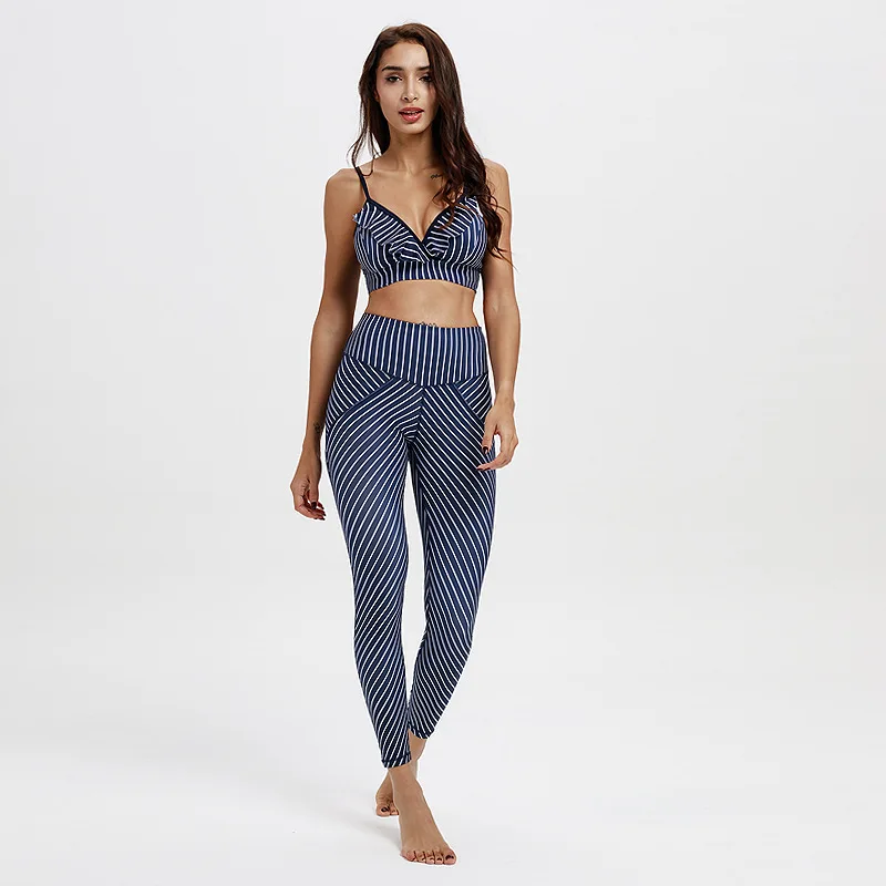 Skinny Gestreepte Afdrukken Elastische Yoga Sport Past Gym Workout Sport Beha Scrunch Butt Leggings Fitness Vrouwelijke Sportkleding Yoga Set Skinny Gestreepte Afdrukken Elastische Yoga Sport Past Gym Workout Sport Beha Scrunch Butt Leggings Fitness Vrouwelijke Sportkleding Yoga Set