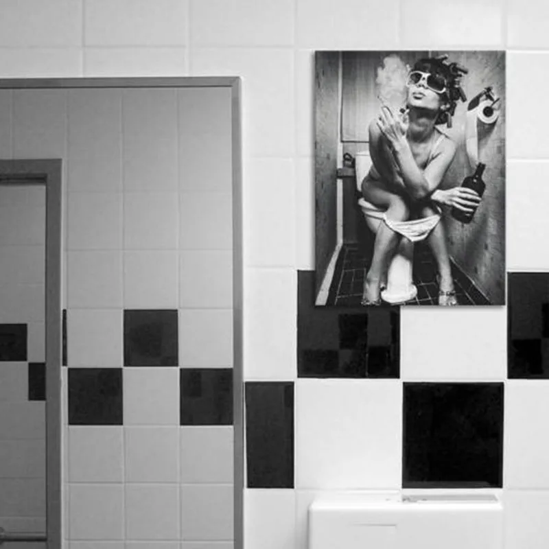 Девушка в туалете Питьевая и курительная картина Печать на Unframed искусство холсте