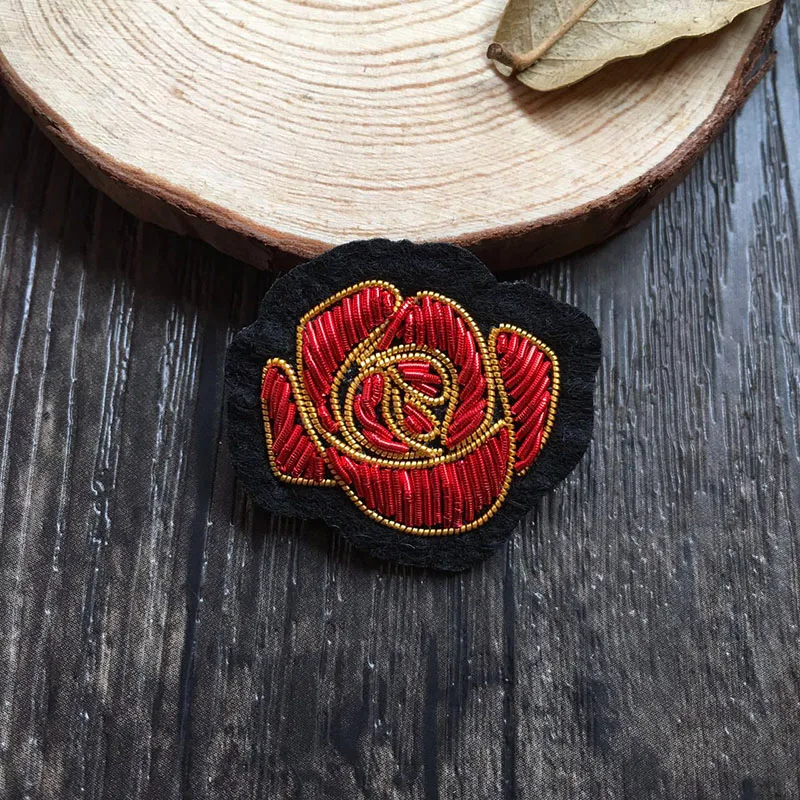 Растительные цветы золотисто красная роза узор индийская шелковая медная