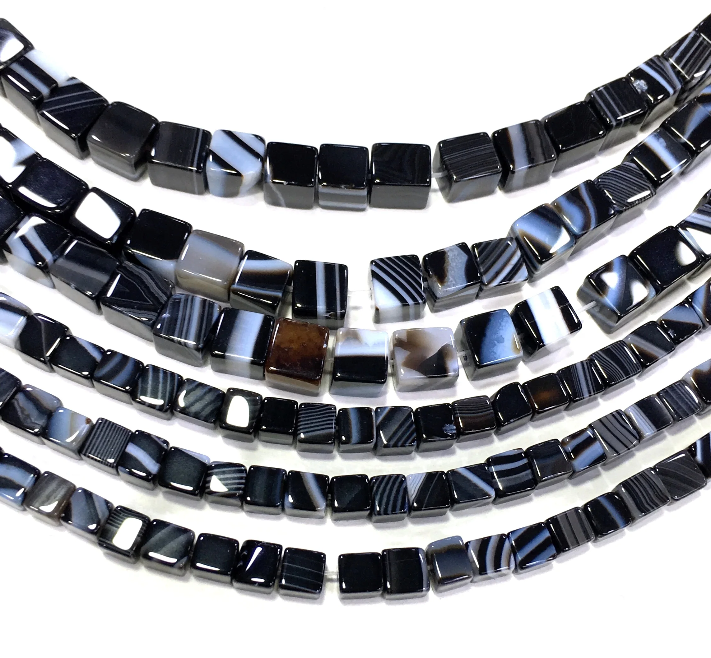 Бесплатная доставка натуральный черный оникс кубик свободные бусины лечебный