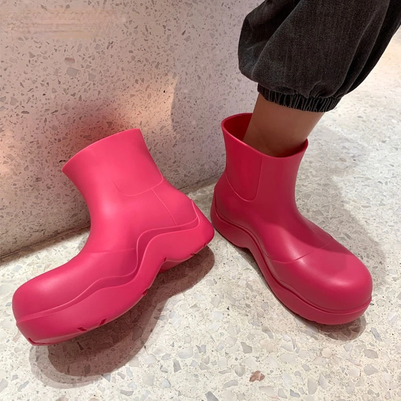 Роскошные женские полусапожки ярких цветов водонепроницаемые короткие сапоги