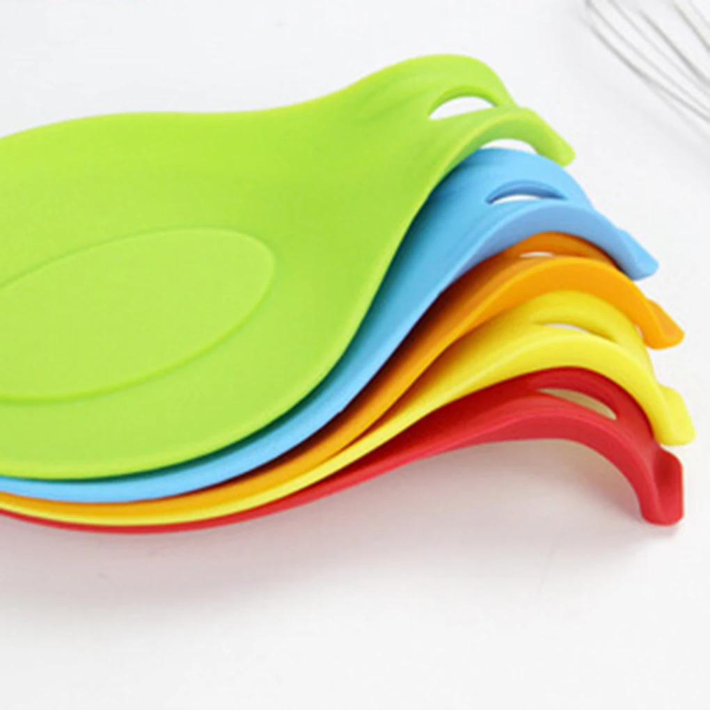 

Kitchen Accessories Small Silicone Spoon Mat,Spatula European Style Spoon Pad for Kitchen Gadget Kitchen Goods Kitchen Tools
