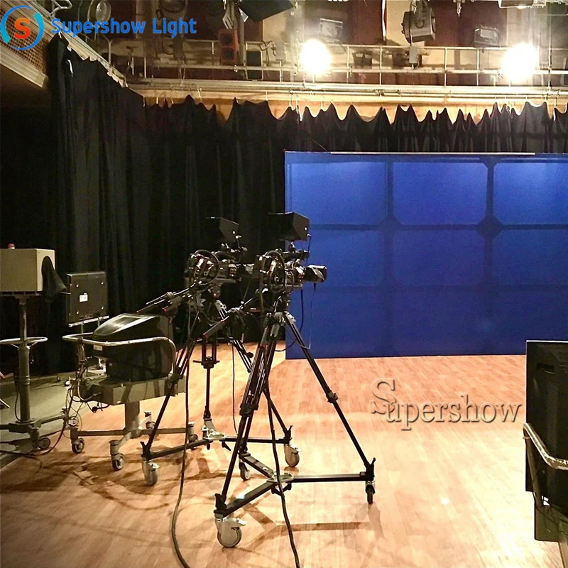 Светодиодный видео светильник с линзой Френеля регулируемой яркостью 350W RGBW 4in1