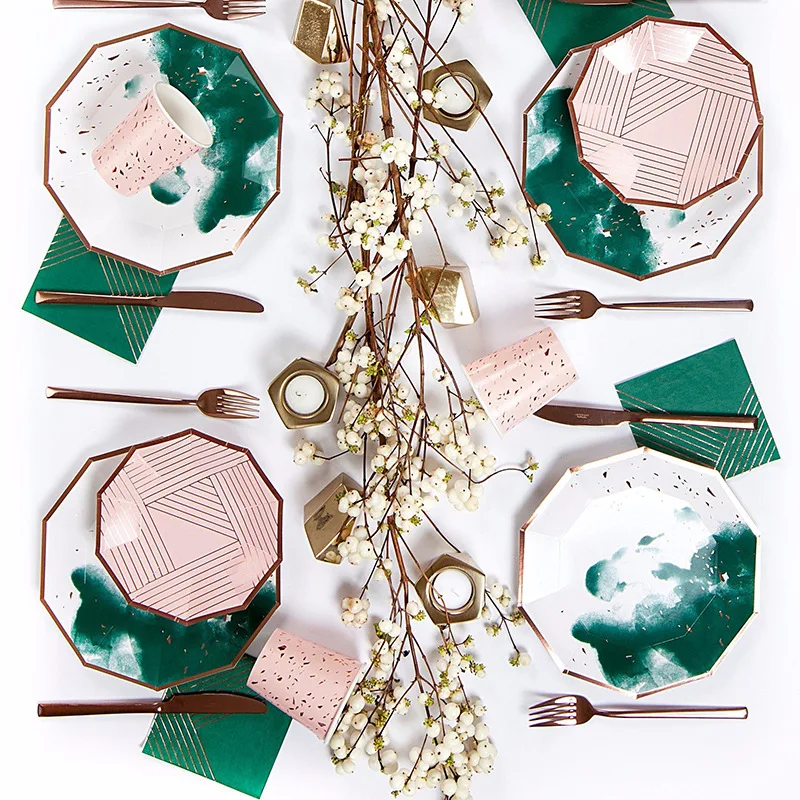 Зеленая одноразовая посуда из золотой фольги для вечерние ринки Рождества