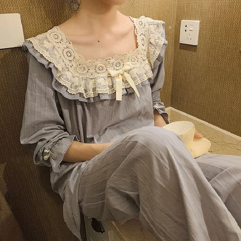 Пижамный комплект женский с вышивкой винтажный милый белый удобный мягкий