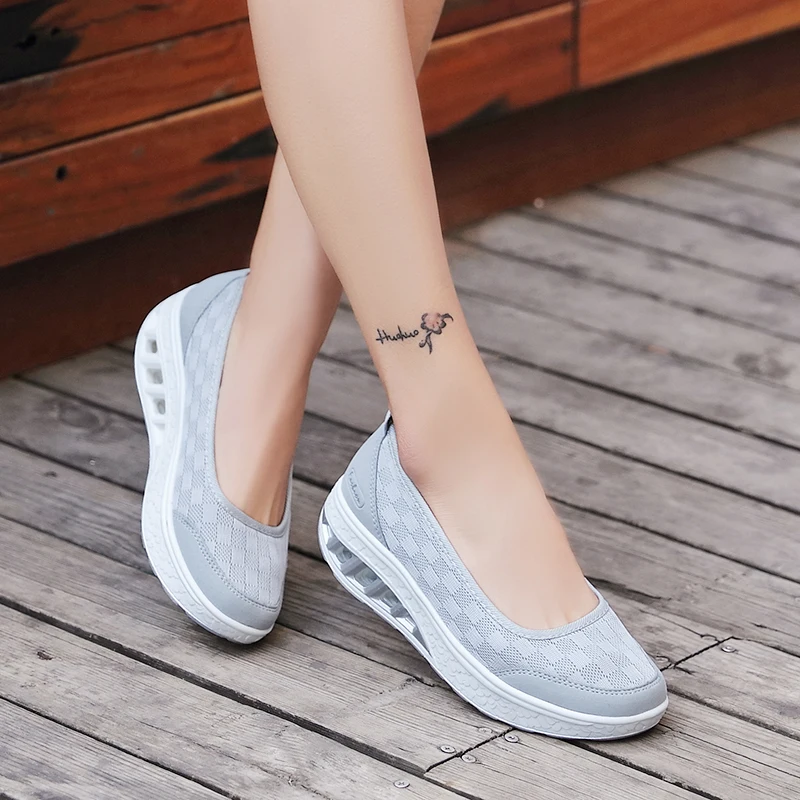 

Cheap New Listing Tenis Feminino 2020 Hot Sale Sport Shoes Women Tennis Shoes Female Athletic Sneakers jogging Walking Trainers