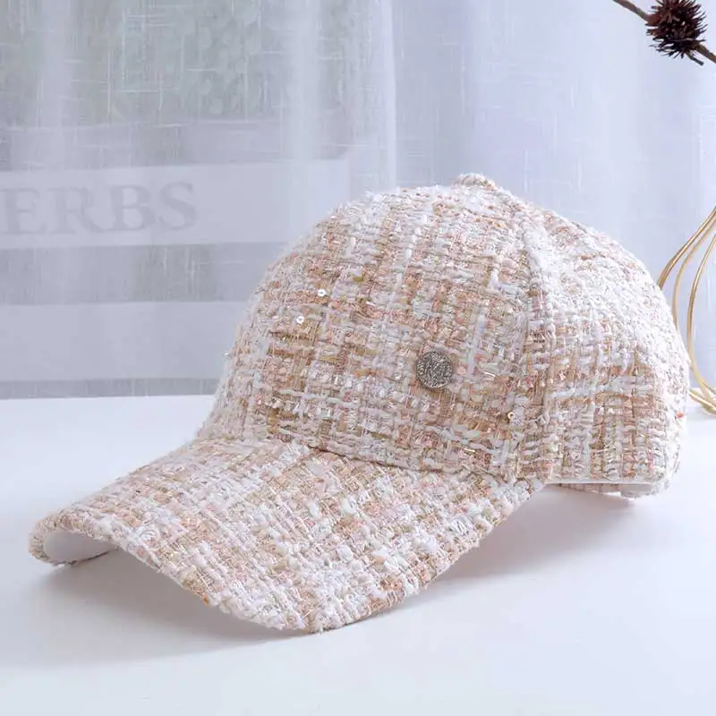 

2021 New Style Baseball Caps Plaid Luxury New Women Letter M Baseball Cap for Female Adjustable Hip Hop Fashion Shiny Hats
