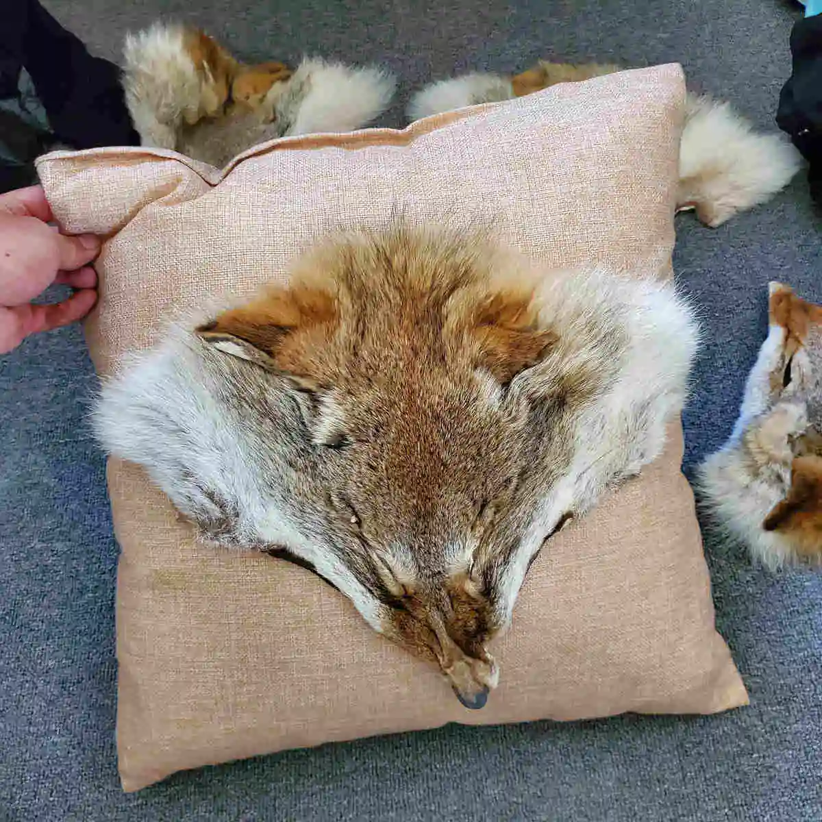 Украшение сделай сам из меха Койот | Дом и сад