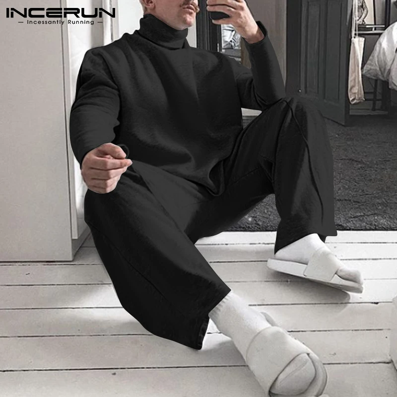 Мужской однотонный костюм с высоким воротником длинным рукавом и брюками поясом