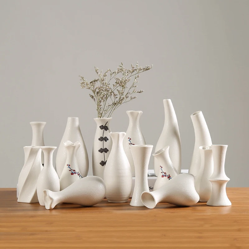 

Modern White Ceramic Vases Chinese Style Simple Designed Pottery And Porcelain Vases For Artificial Flowers Decorative Figurines