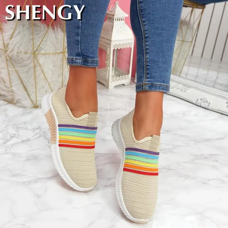 Кроссовки женские радужные модные сандалии на плоской подошве повседневная
