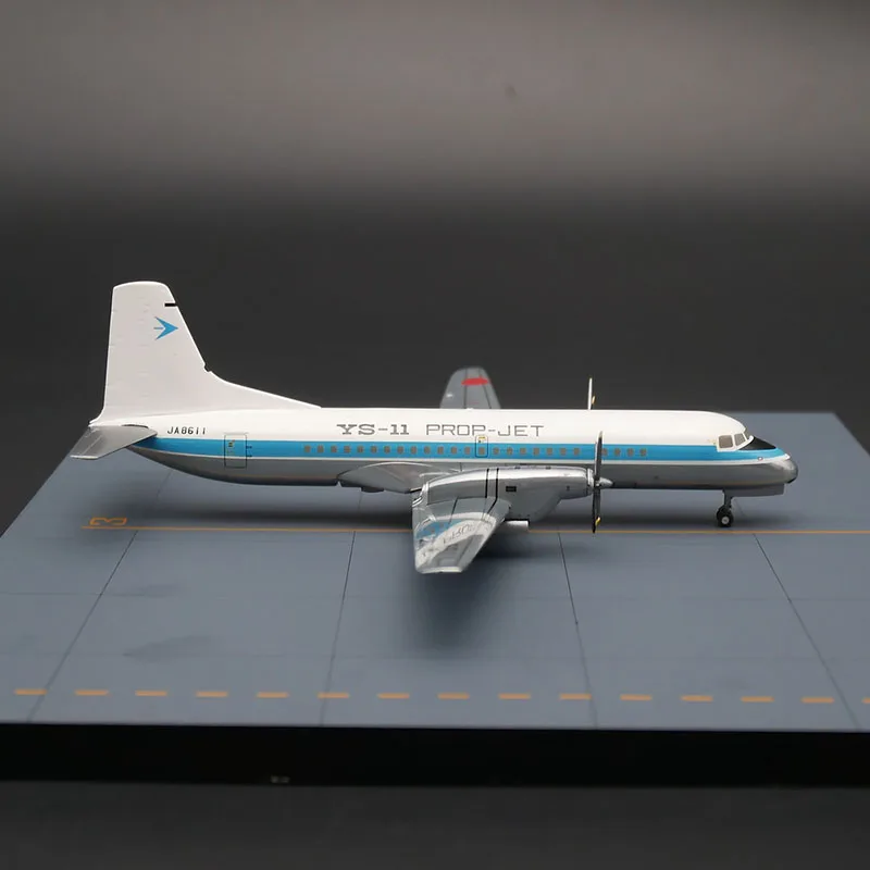 Литая под давлением модель самолета масштаб 1:200 строительный винт имитация