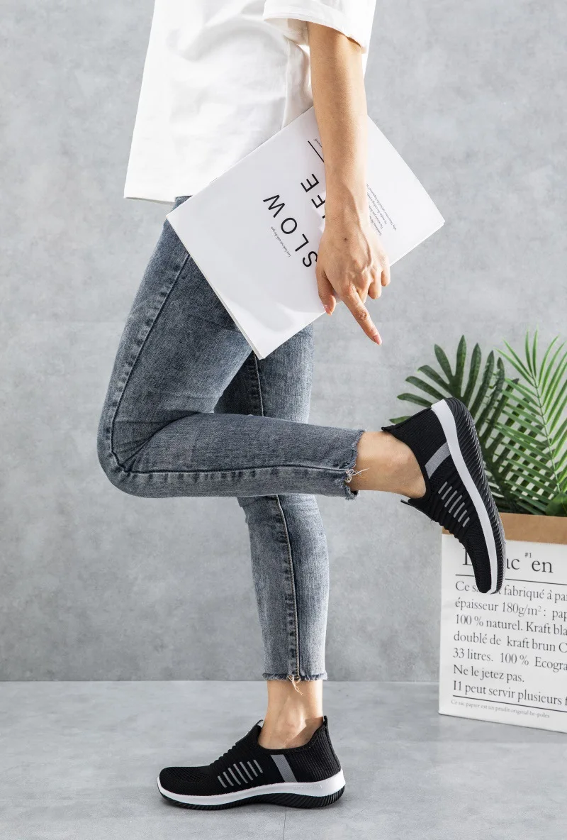 

Women's Sneakers Casual Woman Knitted Mesh Slip on Ladies Comfort Women Flats Shoes Female Running Footwear Autumn 2021 New