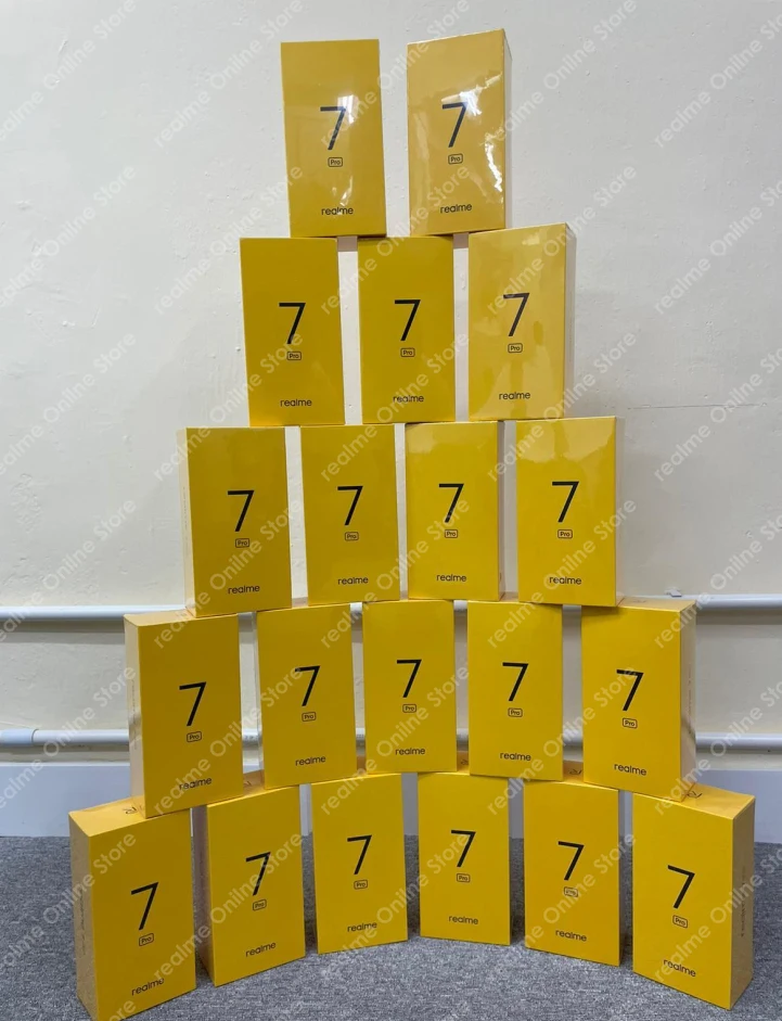 

realme 7 Pro 8GB 128GB Global Version AMOLED Fullscreen In-display Fingerprint Smartphone 65W SuperDart Charge 64MP Quad Camera