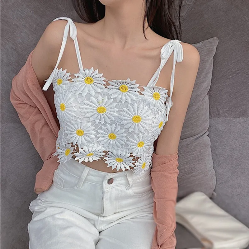 

Summer Beach Wear Vest Flower Sexy Lace Tops Women Sexy Short Section Slim Camisole