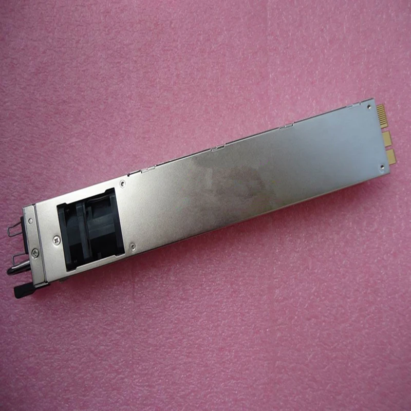 Рисунок 2 - Почти новый оригинальный блок питания