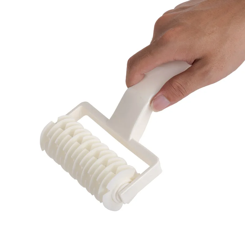 

Plastic Pull Net Wheel Knife Portable Manual Pizza Biscuit Pastry Shovel Creative Grid Butterfly Knife Cake Fudge Baking Tool