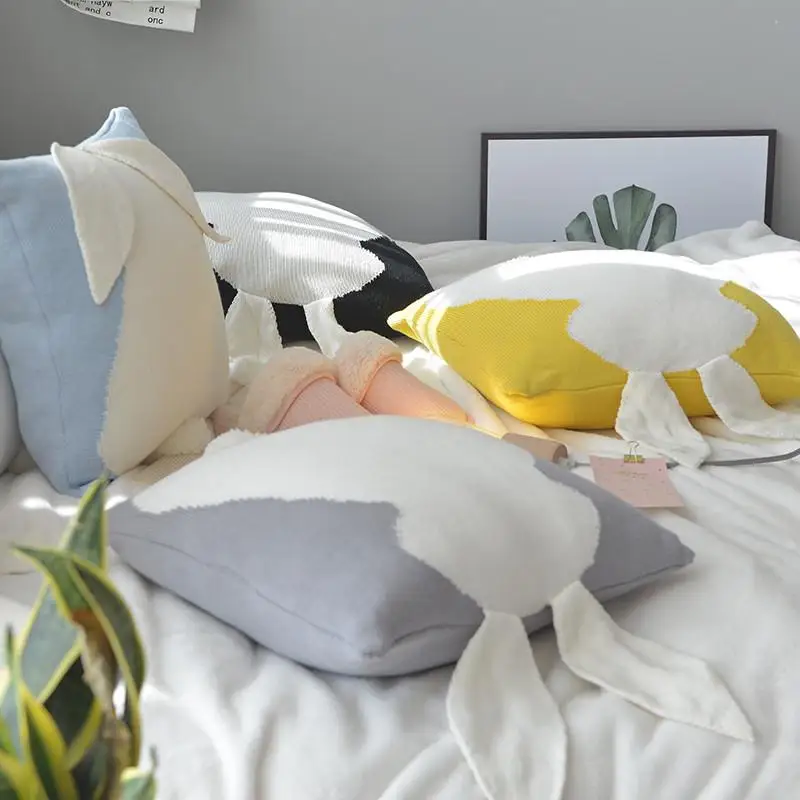 Декоративная наволочка с кроликом полиэстер/хлопок