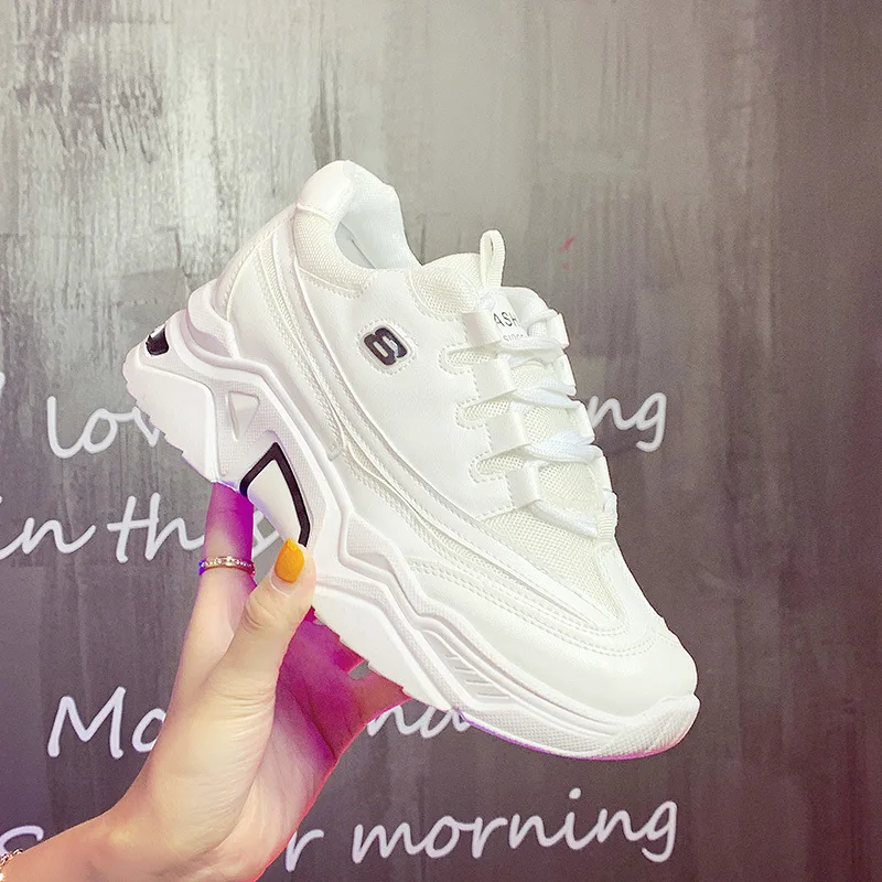 Женские кроссовки на толстой подошве яркие цвета спортивные массивной