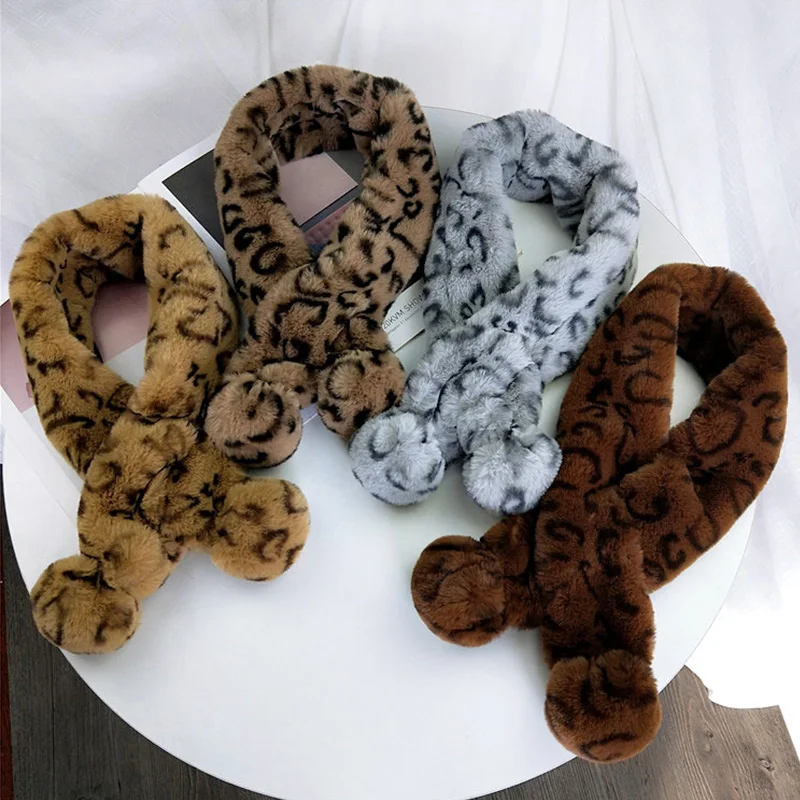 

Корейский женский шарф на осень и зиму, новинка, плюшевый плотный теплый шарф из меха кролика, с леопардовым меховым шариком и крестом, для с...