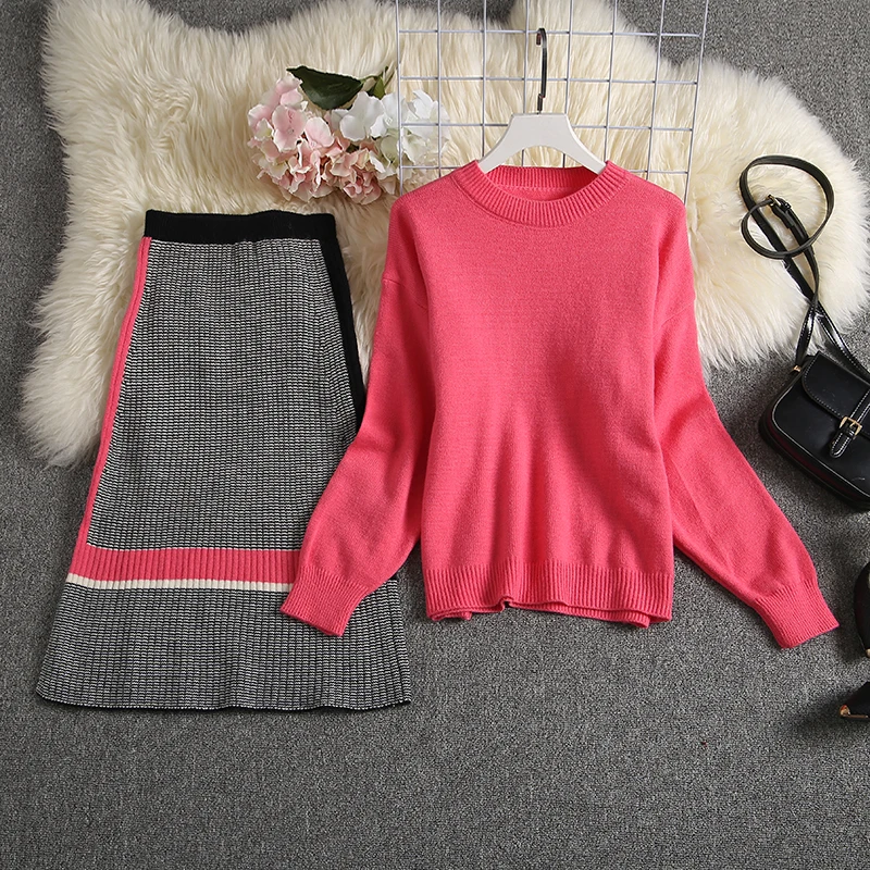 Женский трикотажный костюм ALPHALMODA свитер и юбка ярких цветов Осень зима