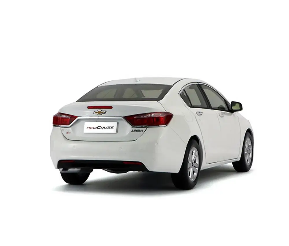 1/18 весы Chevrolet новые Cruze белые литые машины модельные игрушки, коллекционные подарки