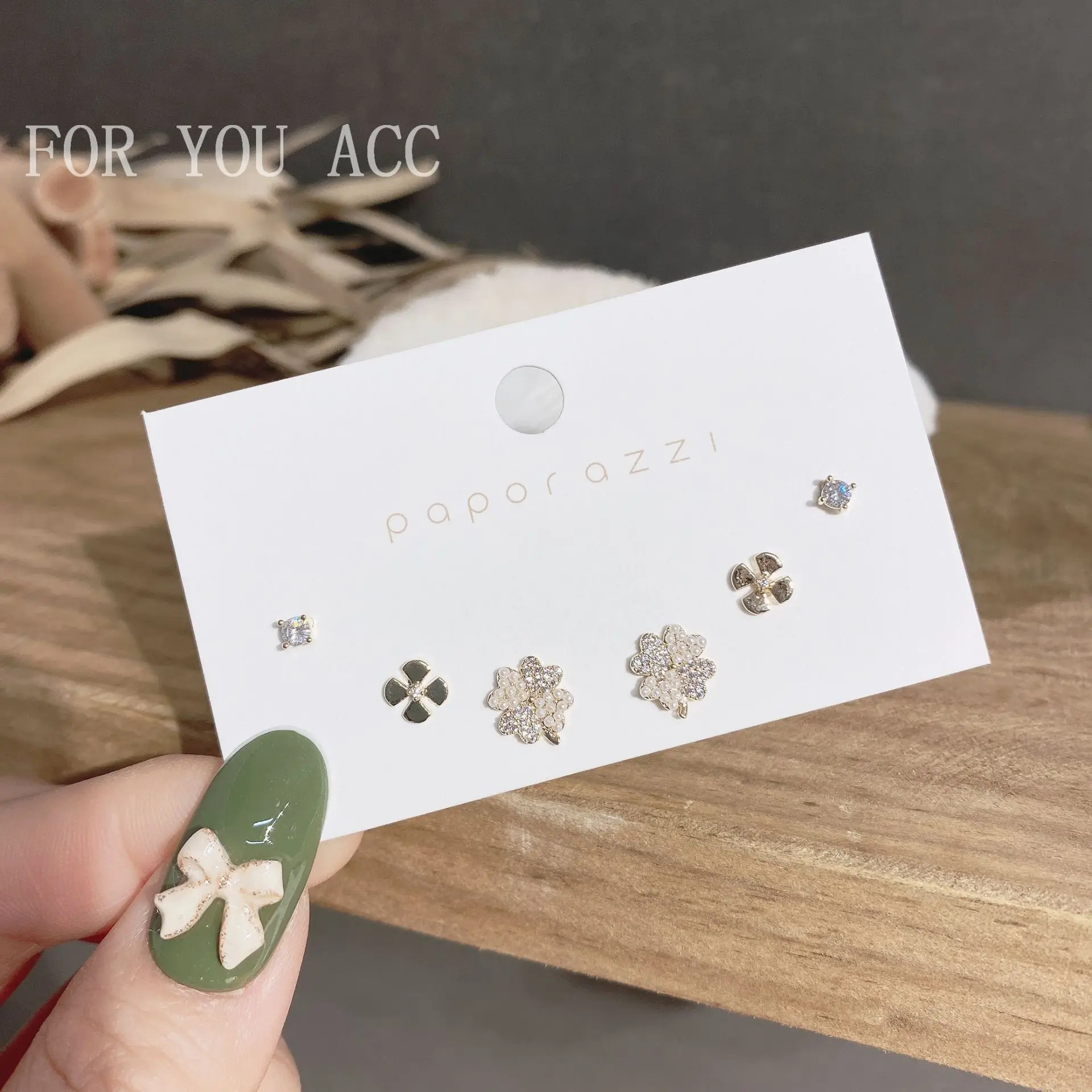 

Sterling Silver Post Internet Celebrity Same Style Shiny Zircon Small Ear Studs Ins Style Trendy Simple Flower Earrings Gift