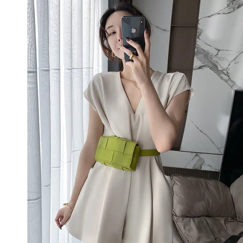

Elegant Hepburn Pocket Temperament Waist Slim Short-sleeved Design Sense Lace-up 2021 Spring Summer New Jumpsuit Dress