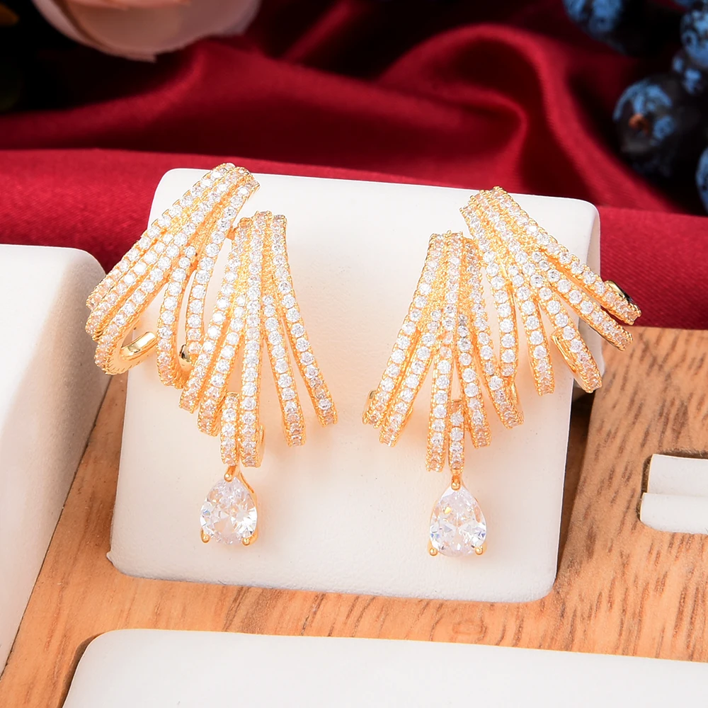 

KellyBola Personalized Luxury Irregular Earrings Full Cubic Zircon Earrings Women's Fashion Daily Anniversary Accessories