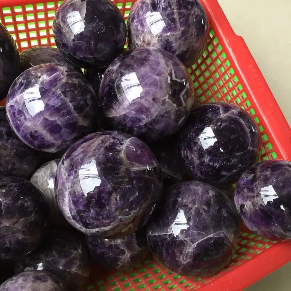 

60mmNatural amethyst ball taohua original stone polishing amethyst feng shui ornaments