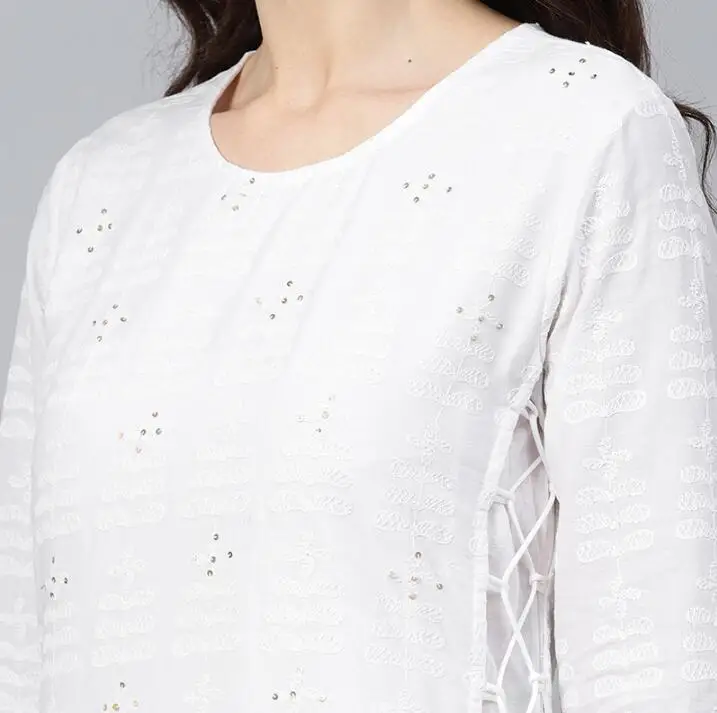 

Woman Fashion Kurtas Ethnic India Styles Sets Cotton New Embroidery India Kurtas Three Quarter Sleeves Long Thin White Top+skirt