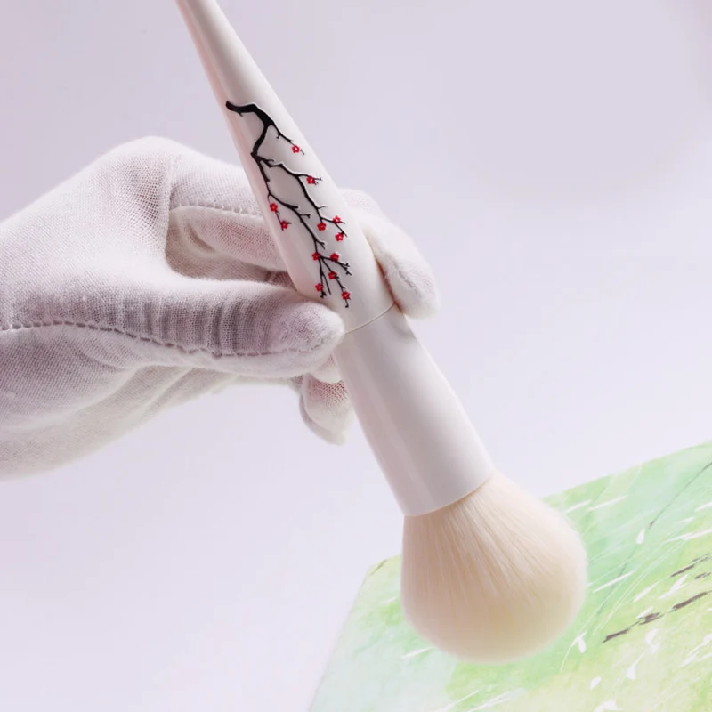 Горячие продажи сливы Узорные Кисти для нанесения макияжа пластиковая ручка