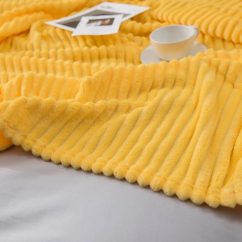 

Brand factory 5sizes throw blanket for sofa Solid Yellow Color Soft Warm Flannel Blanket On the Bed Thickness Throw Blanket