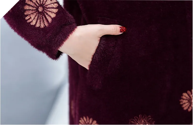 Autumn Winter Middle-aged Women Cashmere Sweater Jacket Large Size Women Imitation Water Velvet Coat 5XL High Quality W1419