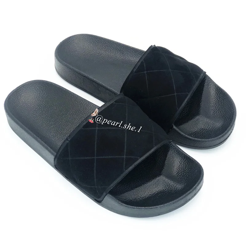 2021 New Ladies Fox Fur slippers Outside shoes designer slippers famous brands Comfortable Faux Fox fur Winter slippers