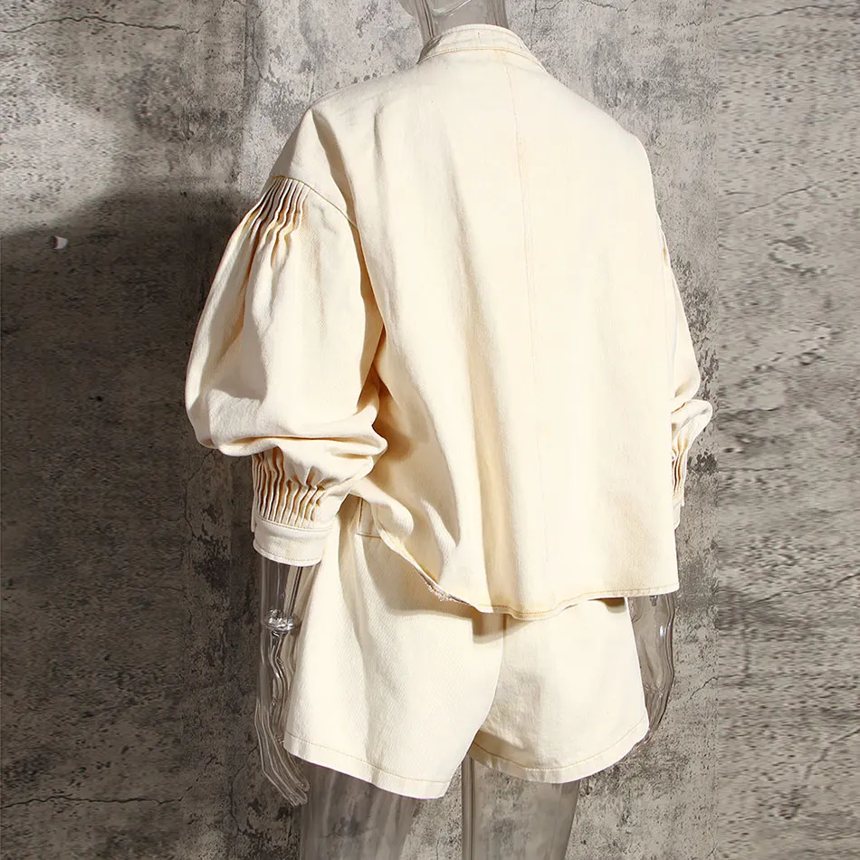 

Free shipping 2020 Women Streetwear Two Piece Set Top And Shorts Loose Solid 2 Piece Sets Womens Outfits Long Sleeve Jacket Set