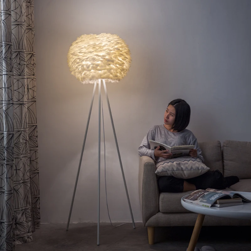 Напольная Светодиодная лампа в виде пера скандинавском стиле для столовой бара