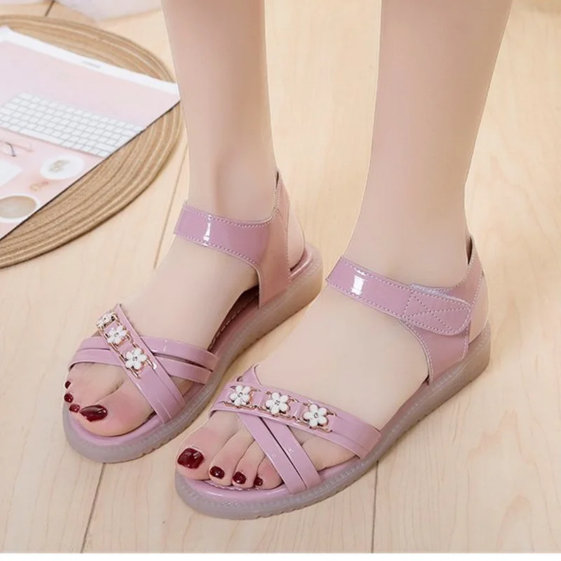 

Женские сандалии, Новинка лета 2022, модные сандалии на мягкой подошве для студентов, женская простая обувь на плоской подошве, обувь в стиле "...