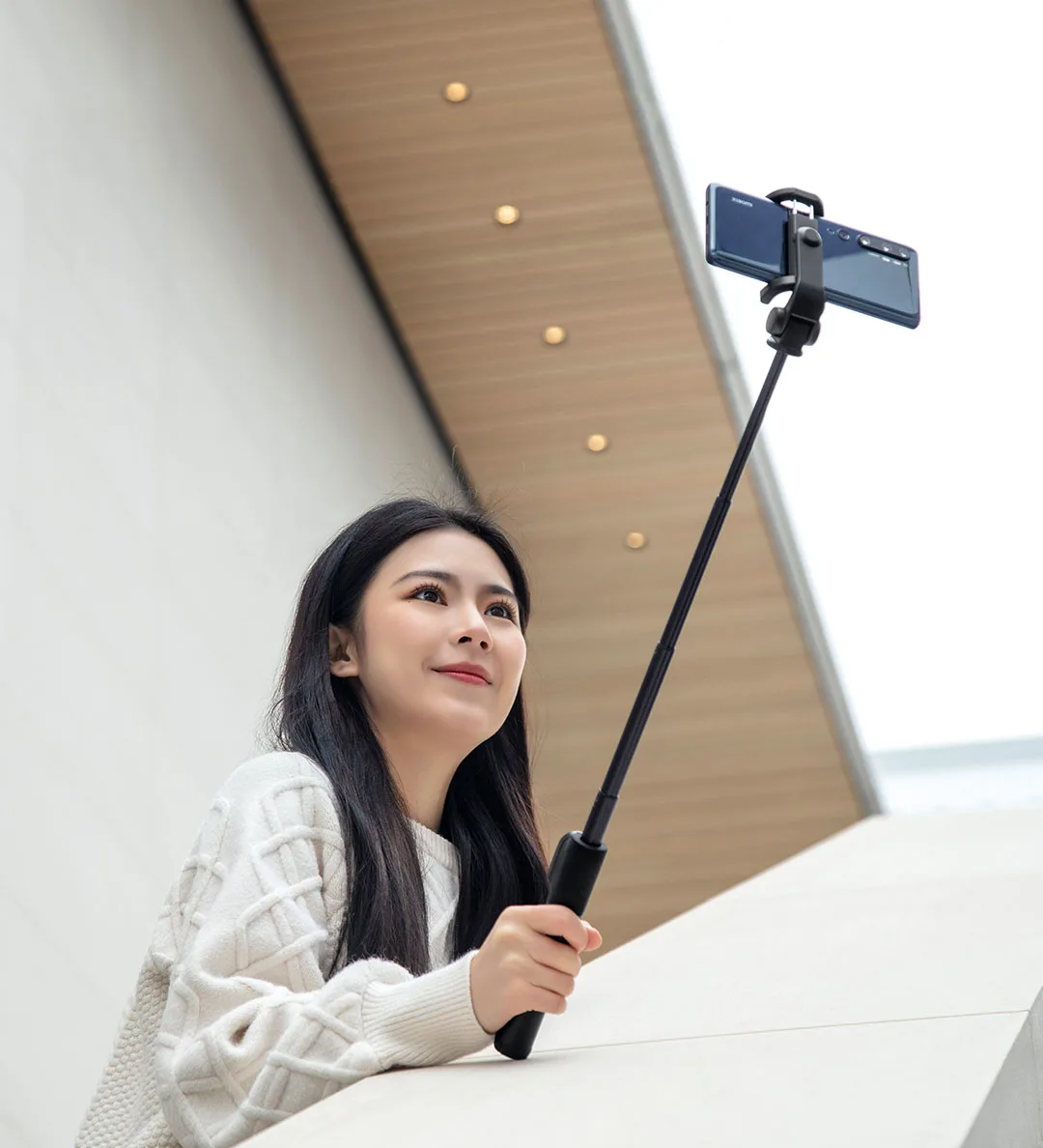 

2021 New Original Xiaomi Mijia Mi Zoom Tripod Selfie Sticks with bluetooth Remote Foldable Extendable Monopod for iOS Android