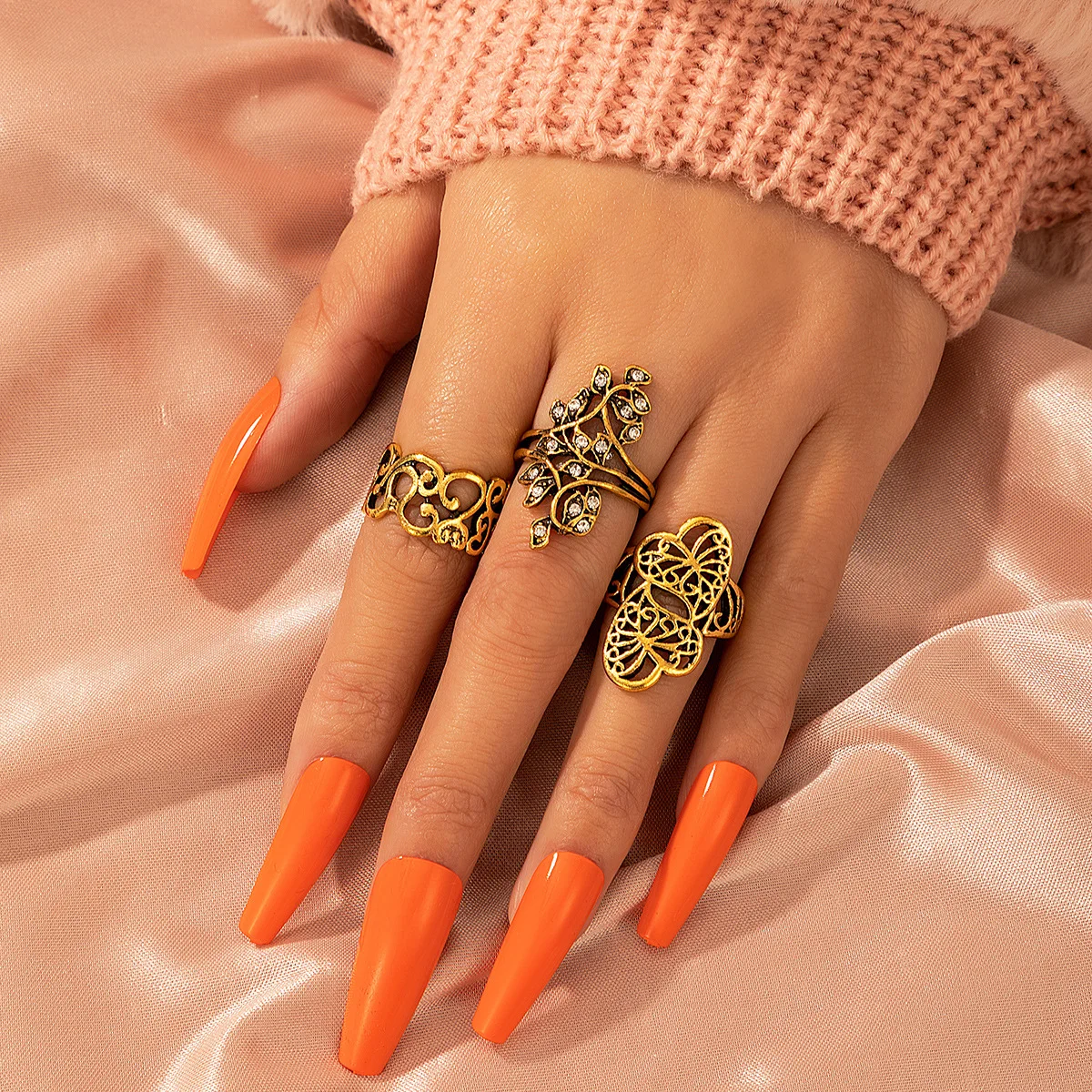 

Docona 3pcs Vintage Crystal Tree Leaf Metal Knuckle Rings Set for Women Hollow Love Heart Finger Ring Jewelry Anillos D07404