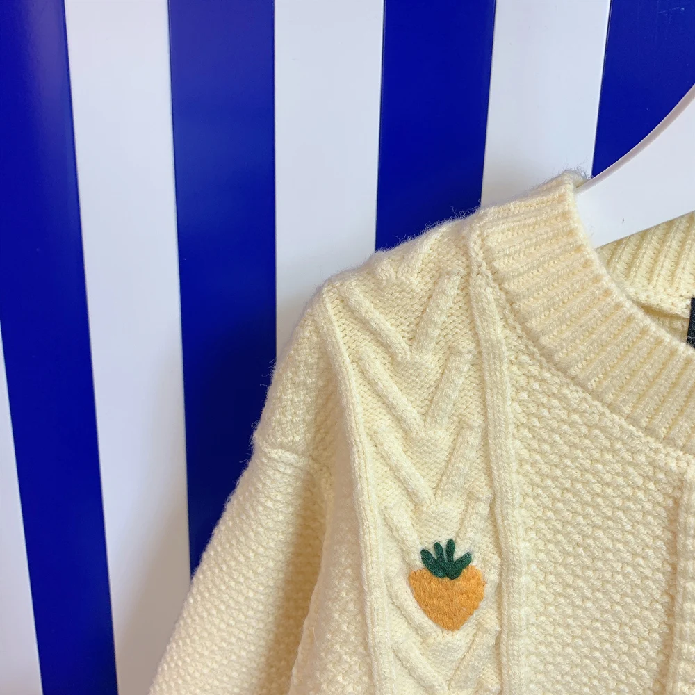 

High-end customized children's clothing 2021 early autumn girl new product small fresh knitted cardigan, perfect details, fashio