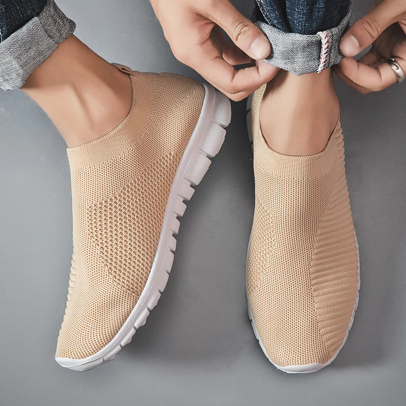 

Summer Lightweight Sneakers Breathable Running Shoes Comfortable Mesh Male Lover's Trainers Walking Outdoor Sport Men Size35-47