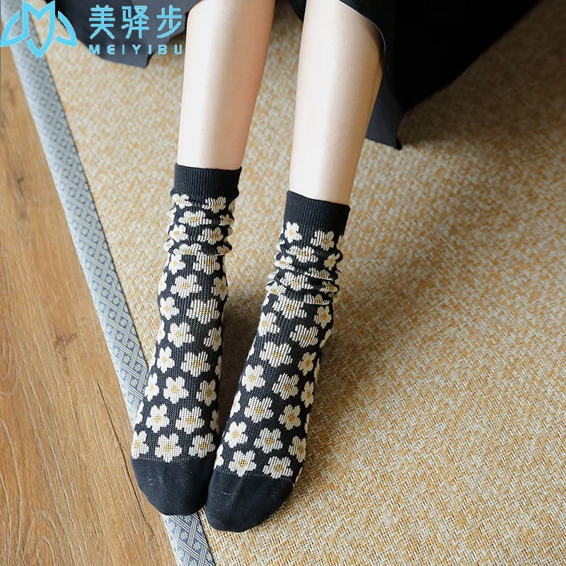 High Quality Combed Cotton Socks 12 PAIRS PER SET Wholesale Retro Female Socks