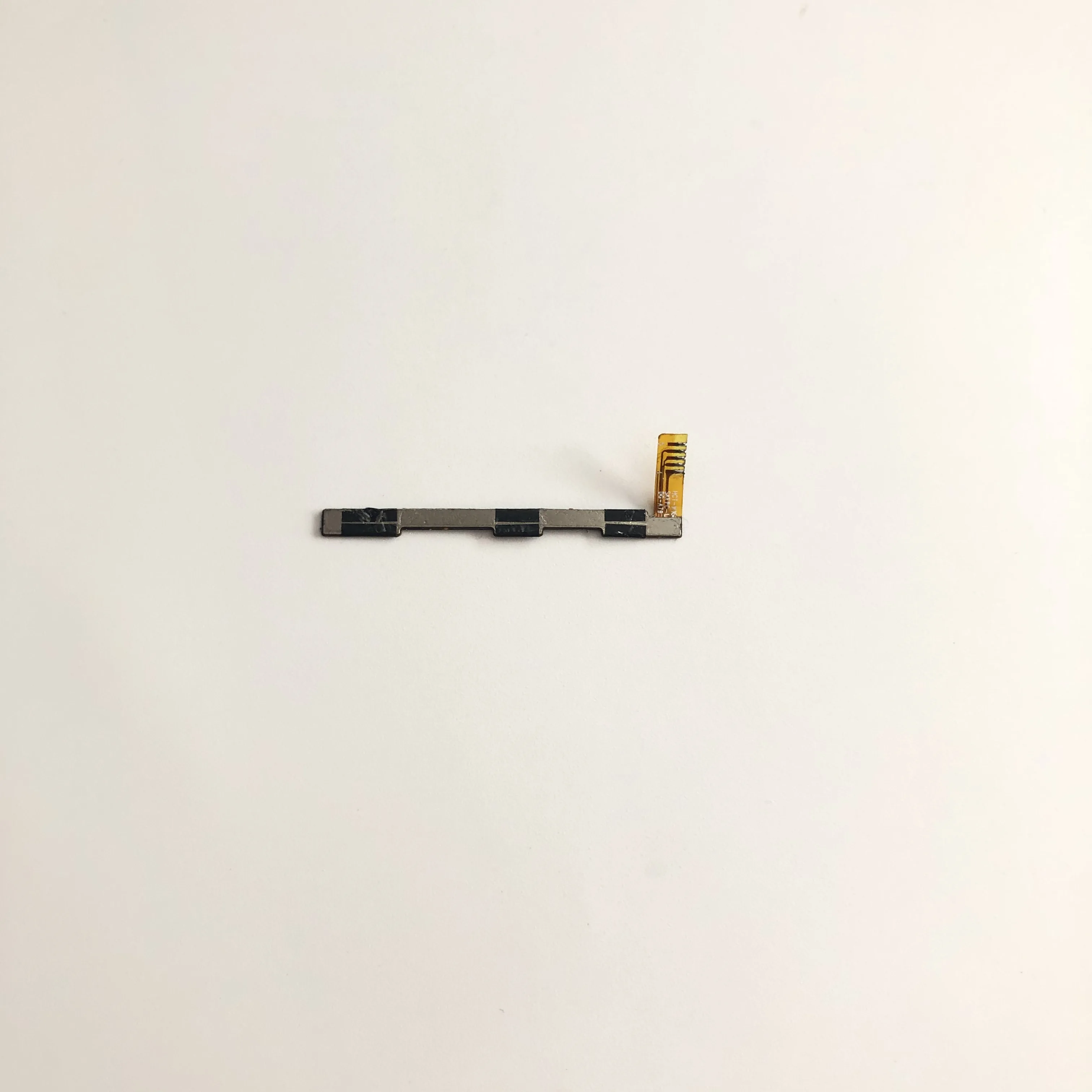 

Doogee X90 Used Power On Off Button+Volume Key Flex Cable FPC For Doogee X90 MT6580A Quad Core 6.1'' 1280*600 Free Shipping